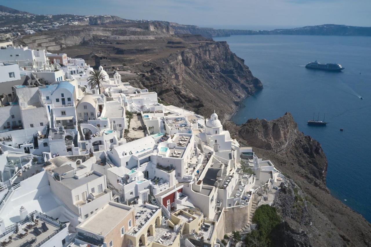 Amphitheater Cave Houses Fira  Esterno foto